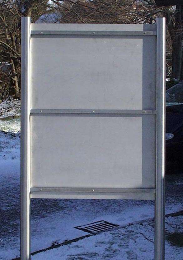 EdelstahlSchildständer Typ ESRHV2APlexiMannGroß ESRHV2APlexi