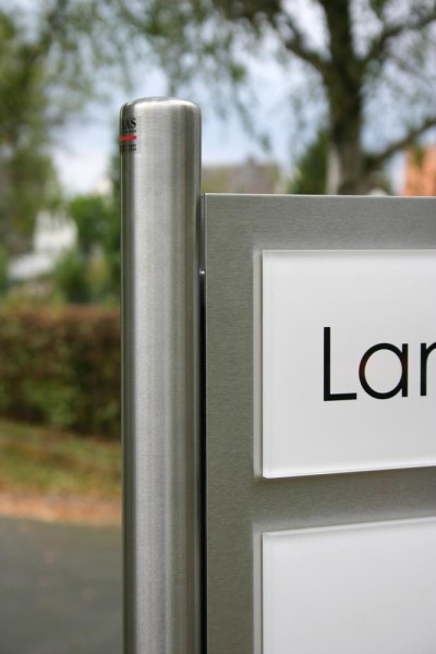 EdelstahlSchildständer Typ ESRHV2APlexiSuntken ESRHV2APlexi