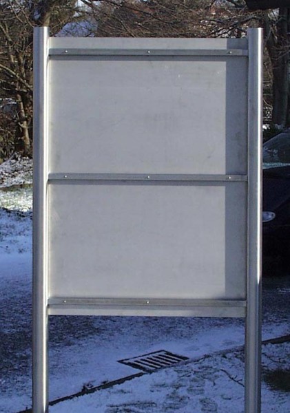 44+ Schildständer Vorgarten Ededstahl, Die höhe der standbeine